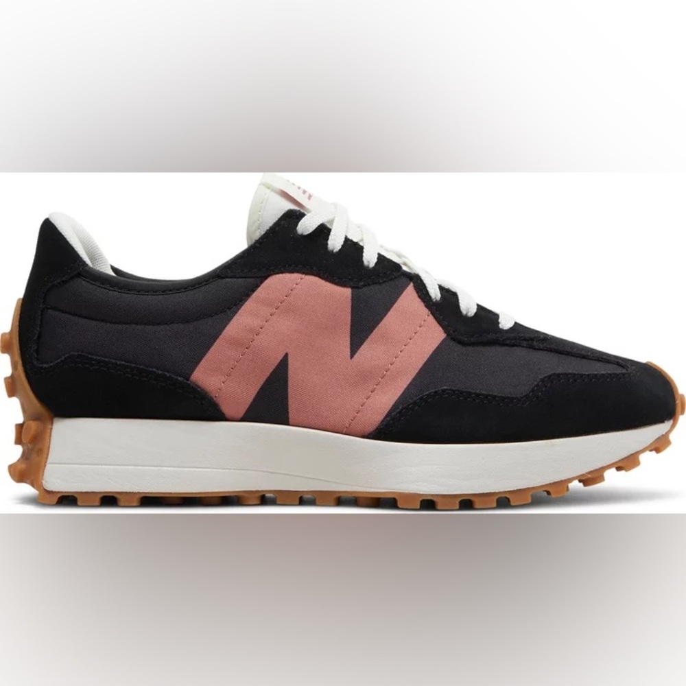 New balance 327 Womens sneaker in black, white and plum pink N. Size 8.